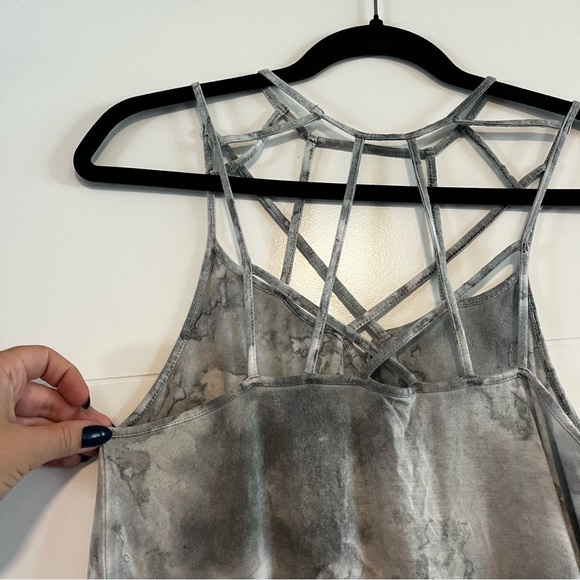 American Eagle | Strappy Tank Top - Picture 7 of 12